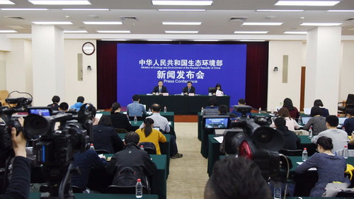 全國砂石開采、加工、運輸?shù)日涡袆觼硪u！—— 今天起，生態(tài)環(huán)境部組織2.2萬人次開展新一輪強化監(jiān)督！