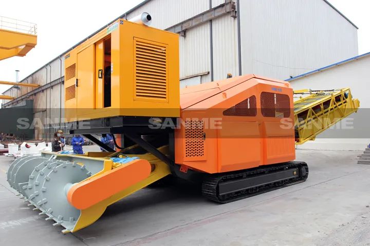 顛覆傳統(tǒng)裝車方式，山美履帶式取料機(jī)助您實(shí)現(xiàn)降本增效、節(jié)能減排！