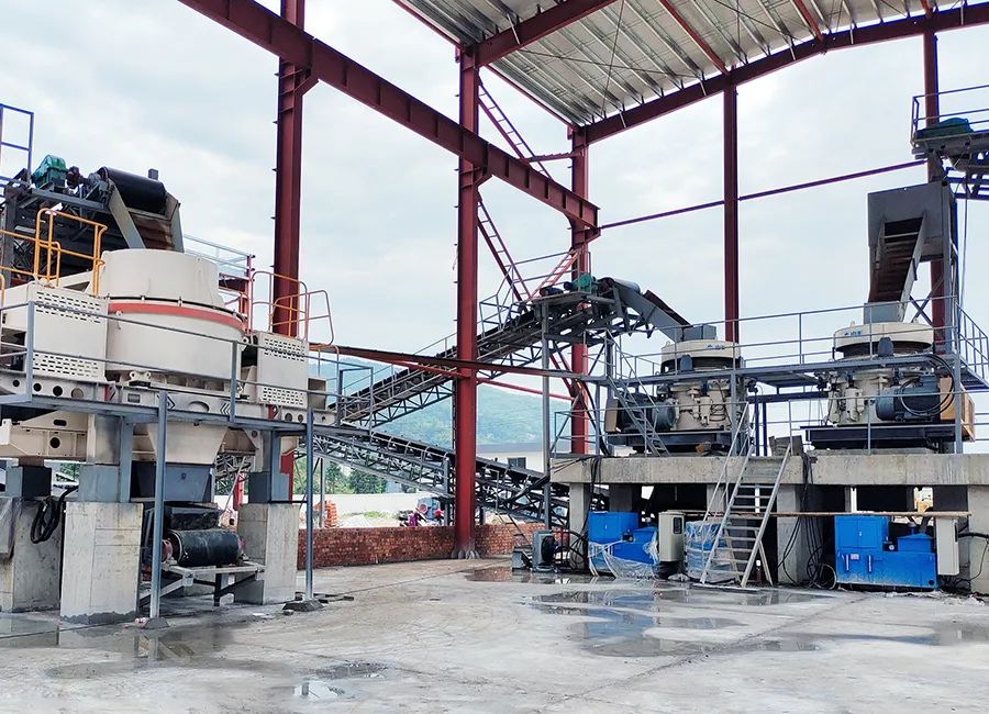 SMS系列多缸液壓圓錐破碎機(jī)，精品骨料生產(chǎn)線的理想選擇