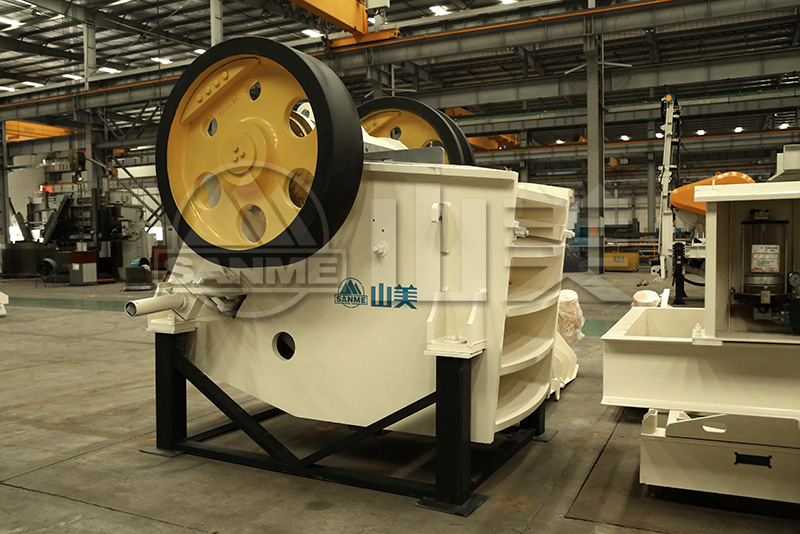 河卵石制砂需要用到什么樣的破碎機(jī)？