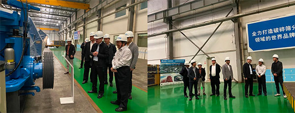 奉賢區(qū)人大常委會黨組書記、主任張培榮一行蒞臨上海山美股份開展“優(yōu)環(huán)境、穩(wěn)經(jīng)濟(jì)”大走訪大調(diào)研