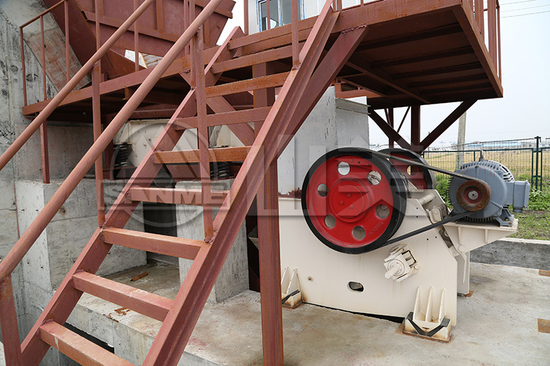 施工中使用顎式破碎機(jī)噪音太大怎么辦？