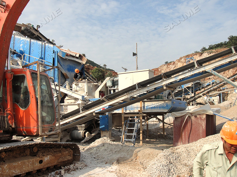 碎石生產(chǎn)線應(yīng)該選擇固定式還是移動(dòng)式？